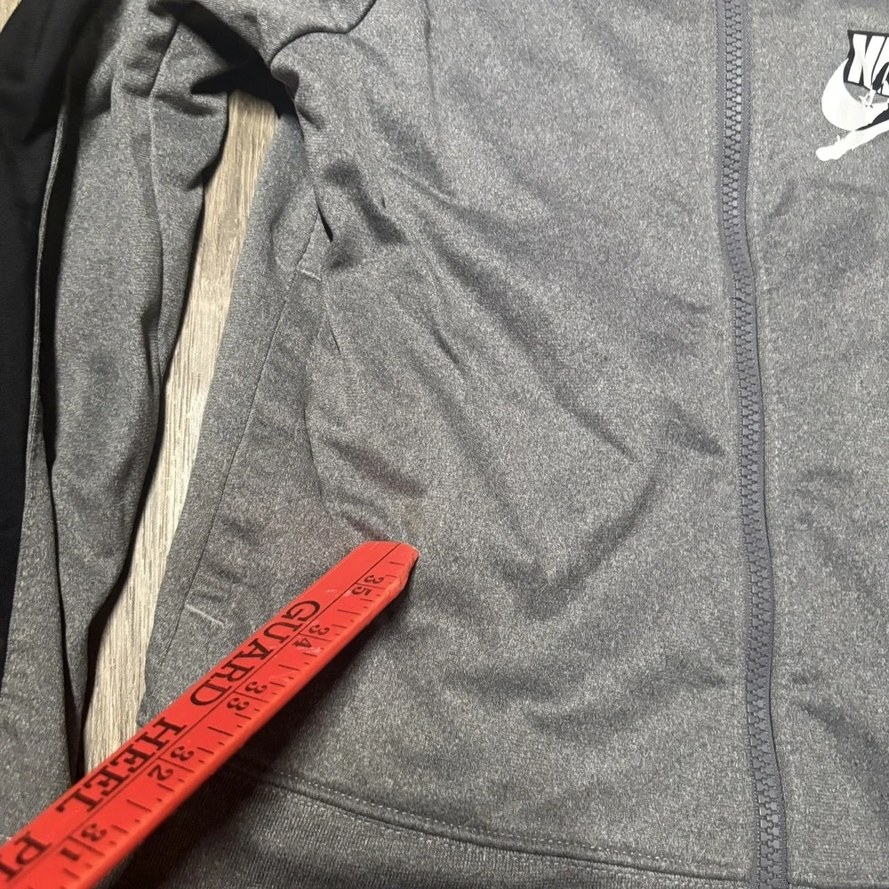 Nike‎ Air Jordan Jumpman Boys Sm 8-10yrs Long Sleeve full Zip Jacket Gray Black